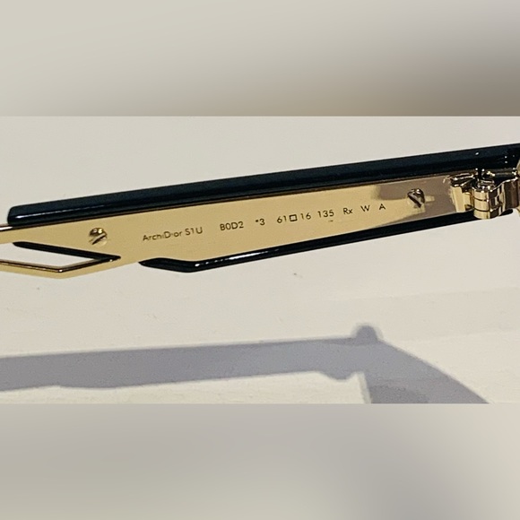 New Women’s CHRISTIAN DIOR Sunglasses - Picture 15 of 15